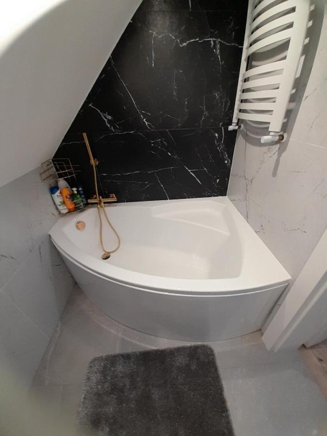 Pod Brzozami Z Jacuzzi ,grillem I Tarasem Holiday home
