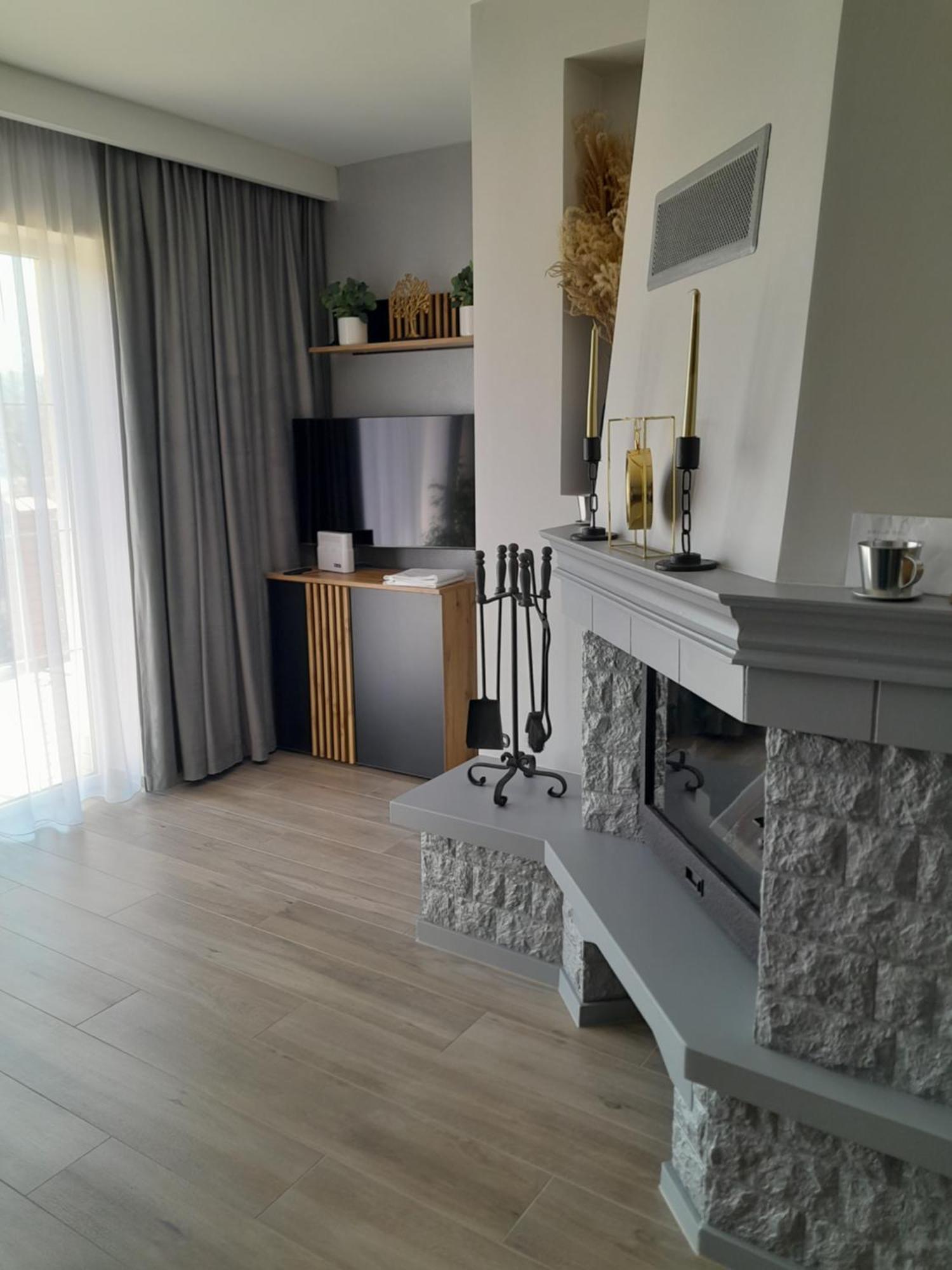 Pod Brzozami Z Jacuzzi ,grillem I Tarasem